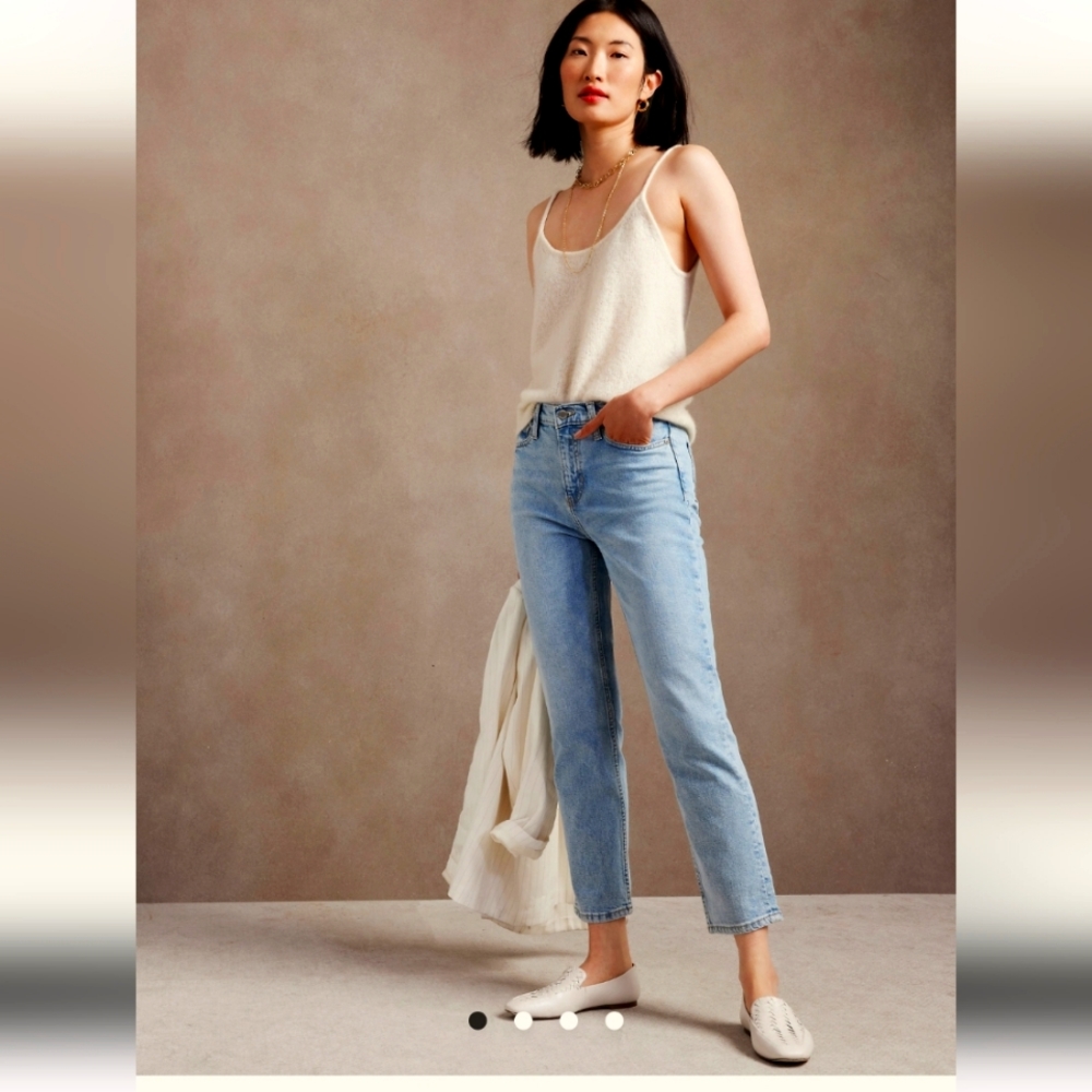 Banana Republic The Straight Jean Size 33